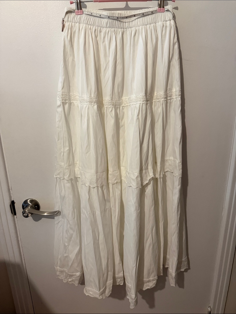 🤍 White Tiered Maxi Skirt - Classic Boho Style